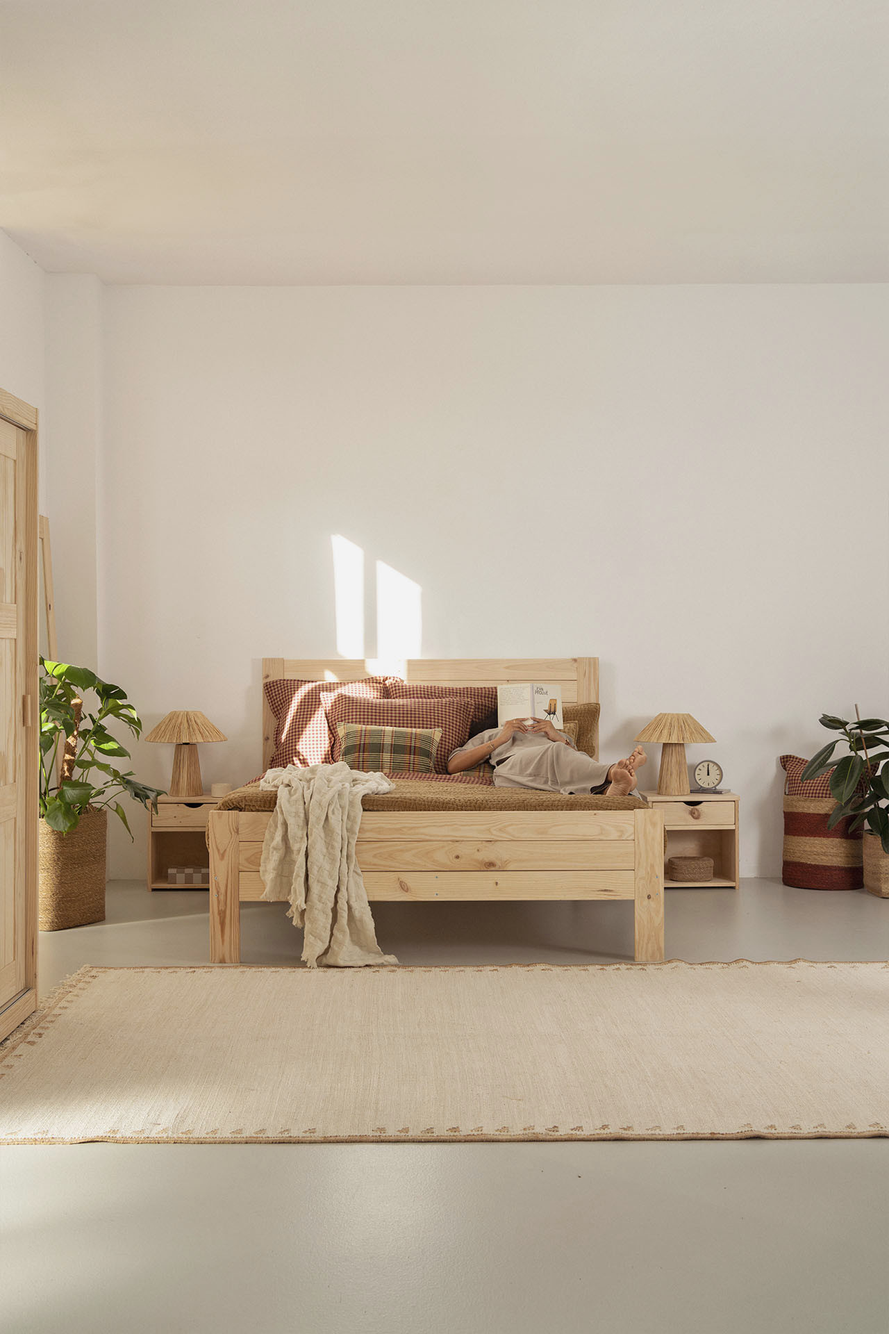 AROA<br />un nouveau design<br />qui nous relie<br />à nos racines