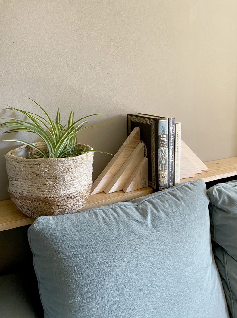 Diseña tu propio sujetalibros con nuestra serie LAN