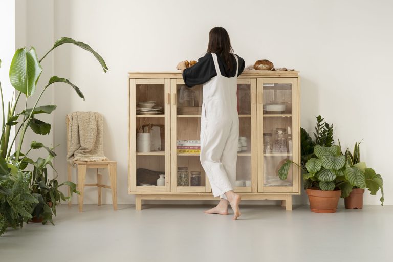 Meubles de rangement en bois naturel